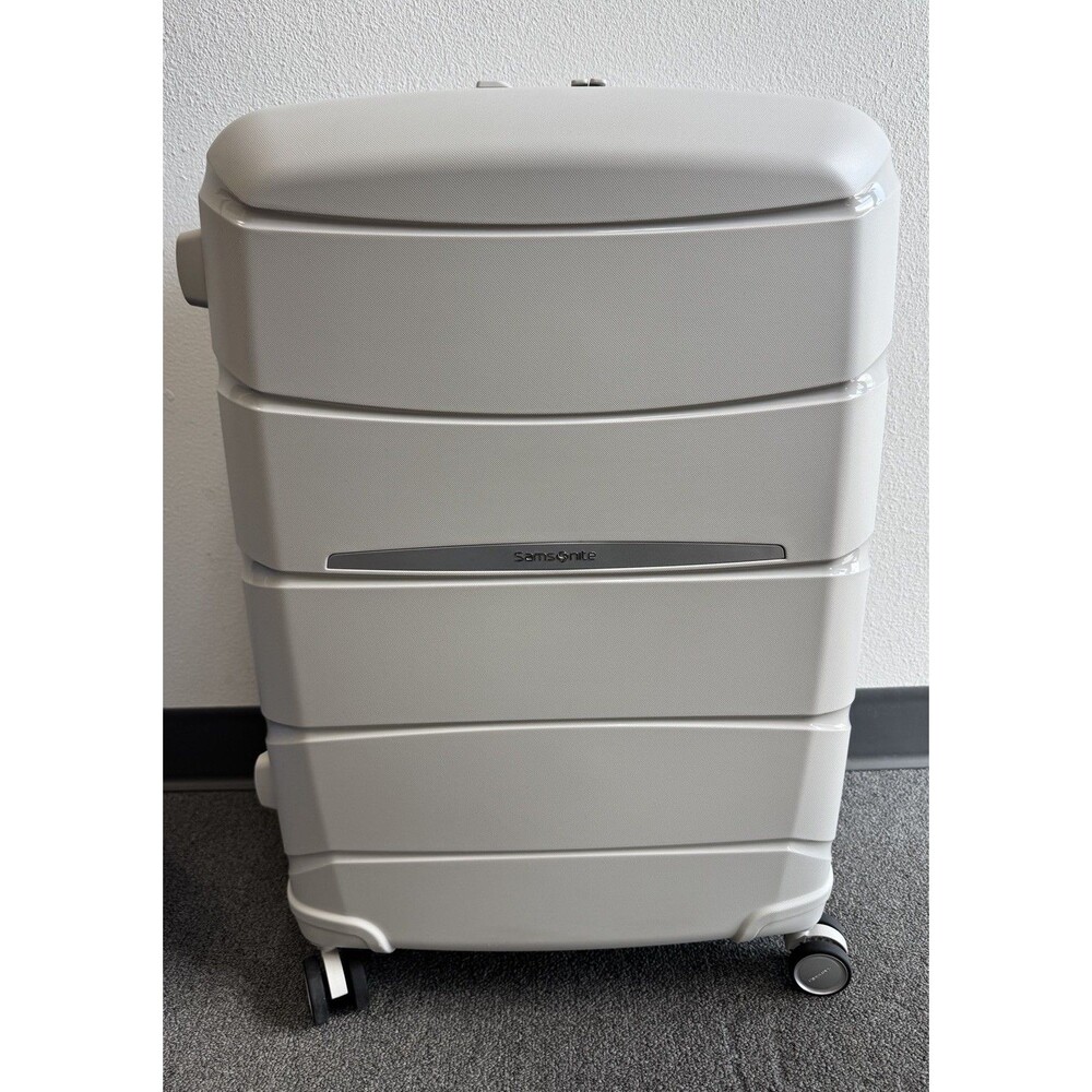 Samsonite Outline Pro 24" Hardside Expandable Spinner Suitcase Luggage - Picture 2 of 8